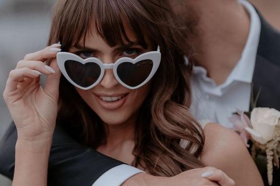 Невеста в очках: как выглядеть привлекательно, если у тебя плохое зрение?