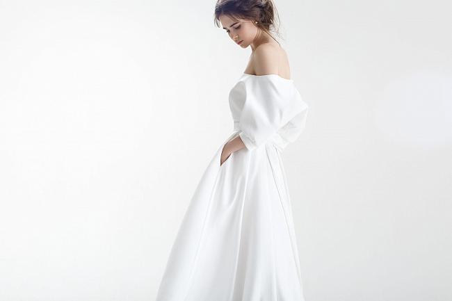 Простое свадебное платье в стиле минимализм