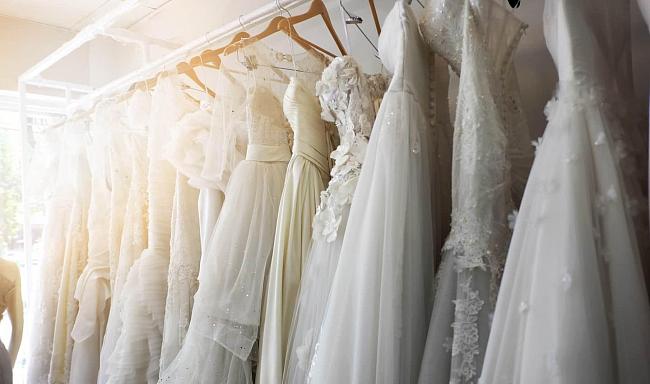 Какой оттенок белого выбрать для свадебного платья